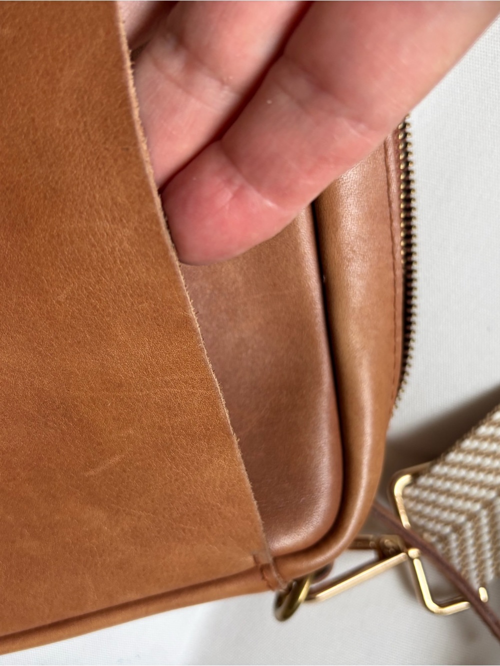 Madewell Tan Leather Crossbody with Cream Woven Strap - Picture 3 of 4